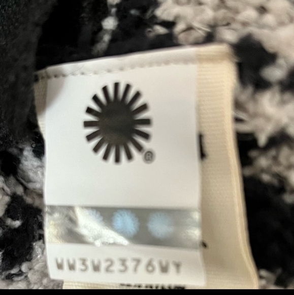 UGG Leopard Phoebe Wrap Cardigan - Picture 9 of 10